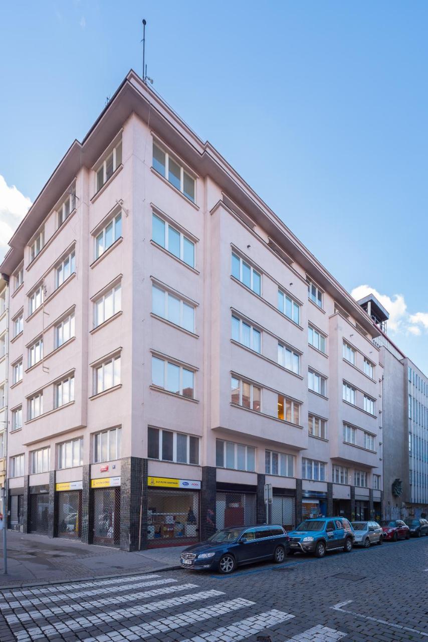 Bellagio Apartment B Praga Exterior foto
